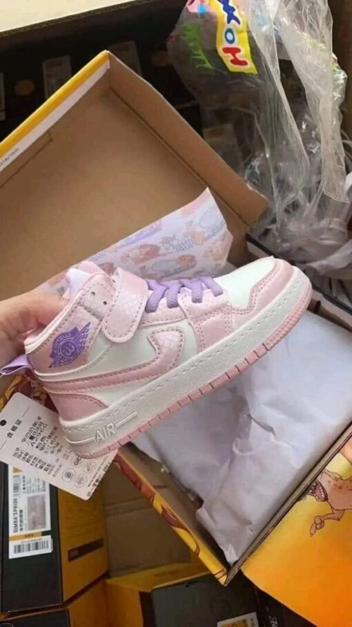 Kids Shoes Pallets