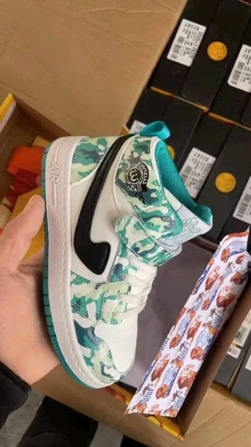 Kids Shoes Pallets