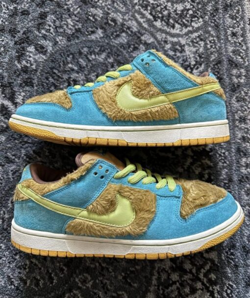 Nike Shoe Pallets