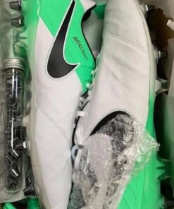 Sports Shoes Pallets
