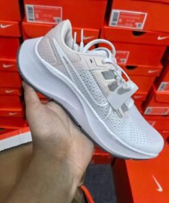 Sports Shoes Pallets