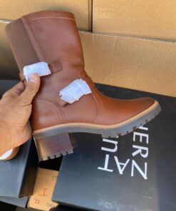 Female Shoes Pallet