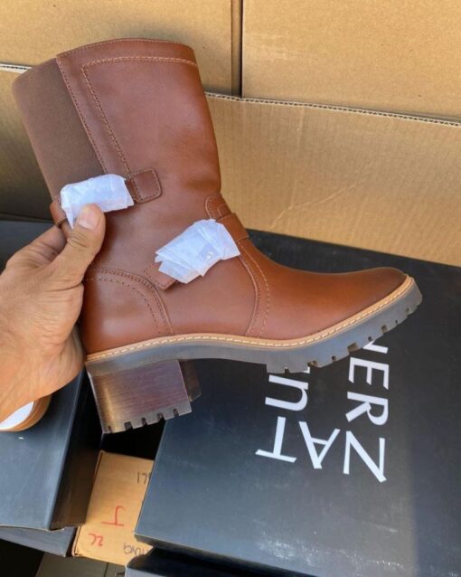 Female Shoes Pallet