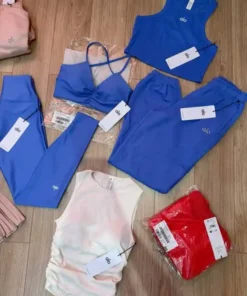Buy Alo Yoga Clothing Pallets For Sale (250+ Activewear Pieces From $1,100)